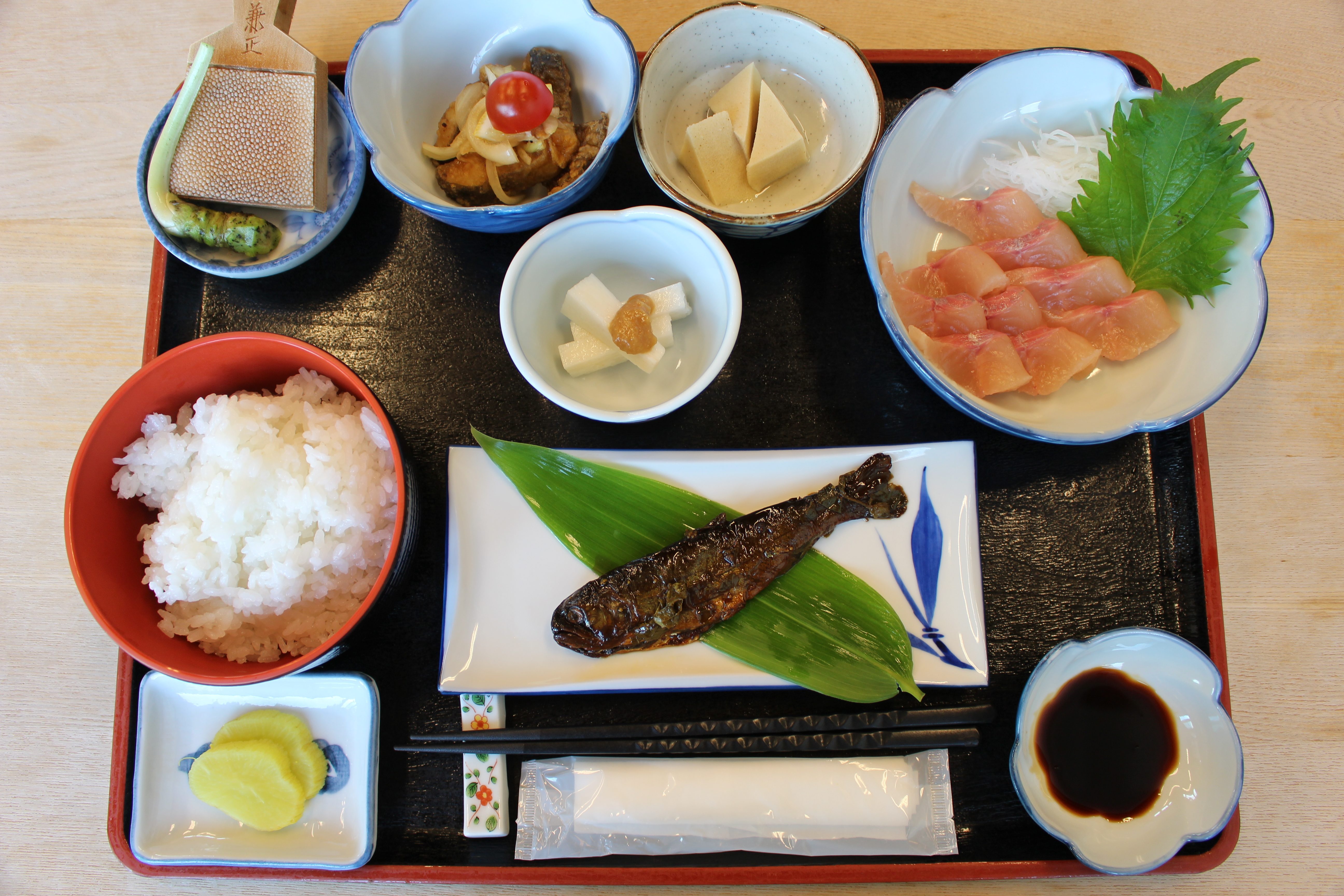 渓流料理いわなや 鳥取で岩魚料理を食べるならここ 思う存分岩魚を満喫できる食堂 倉吉市関金町 とっとりのーと