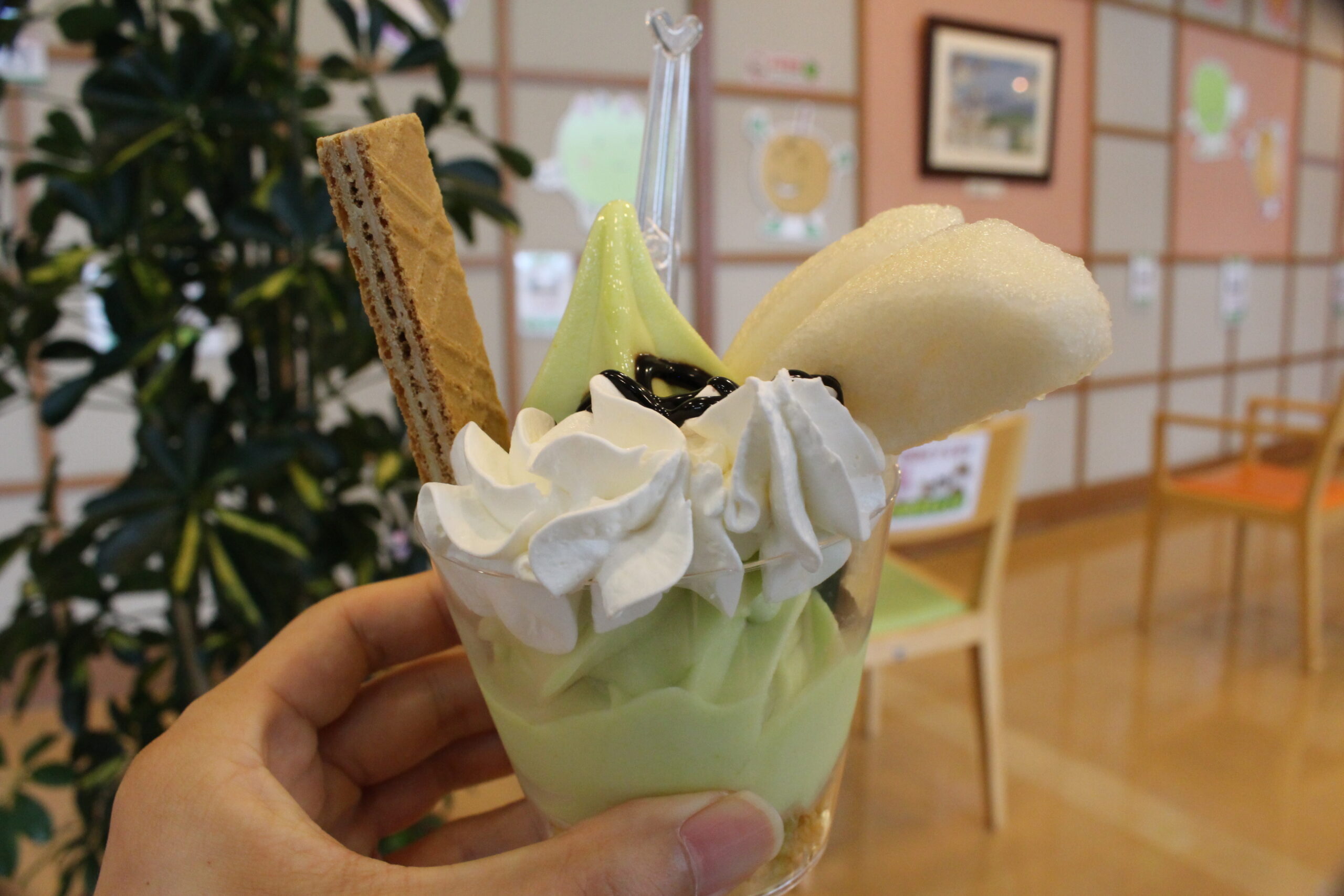 鳥取二十世紀梨紀念館梨子館 梨子館直營的水果冰淇淋店！